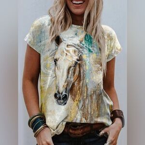 Beautiful Wild Horse T-Shirt. Size XL
